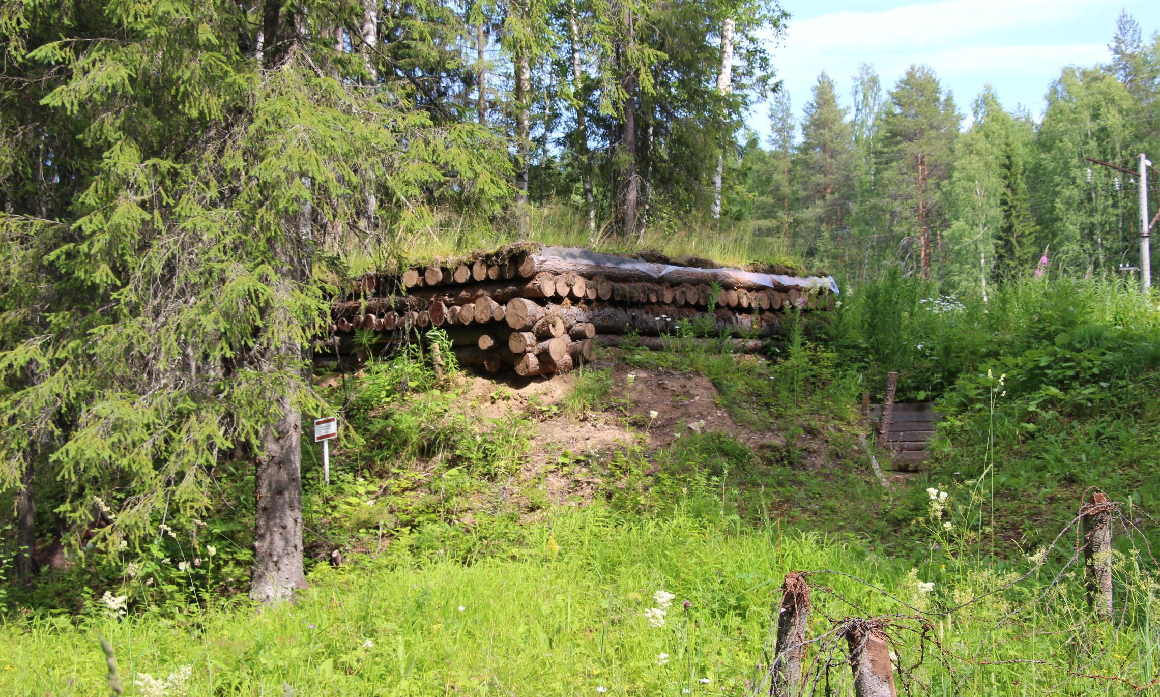 Одно из укреплений снаружи